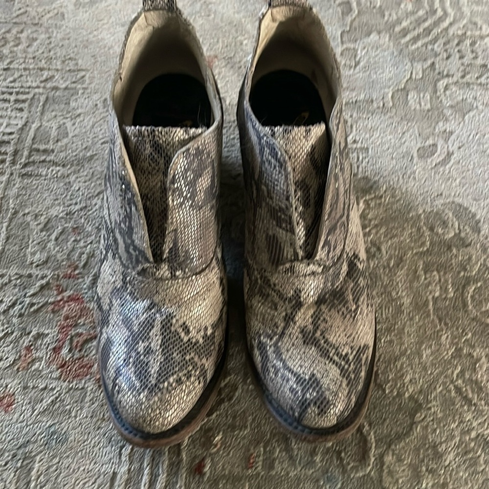 Freebird by Steven Sadie ankle boots